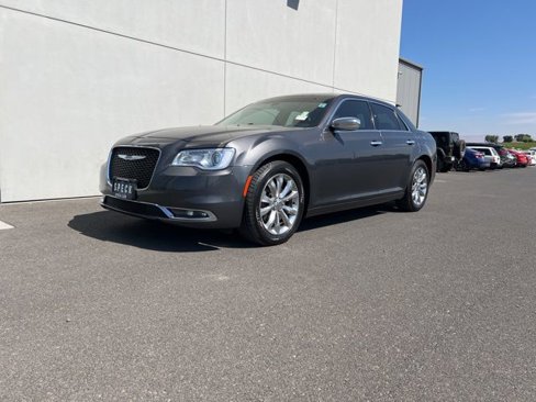 Used 2019 Chrysler 300 Limited image 3