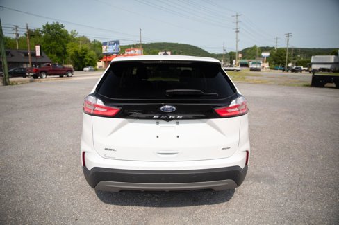 Used 2024 Ford Edge SEL image 4