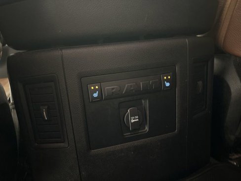 Used 2014 RAM 1500 Laramie Longhorn image 19