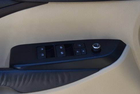 Used 2014 Toyota Highlander XLE image 13