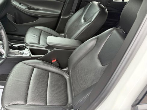 Used 2023 Buick Encore GX Essence w/ Experience Buick Package image 8