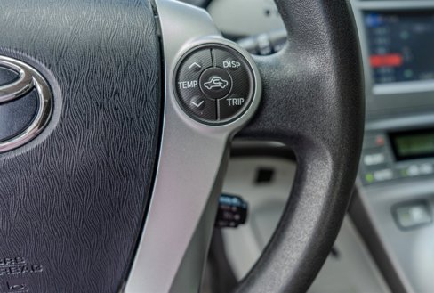 Used 2015 Toyota Prius image 17