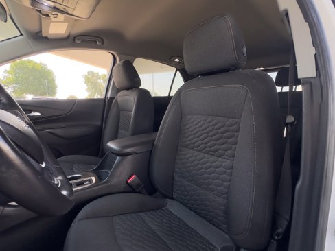 Used 2020 Chevrolet Equinox LT image 42