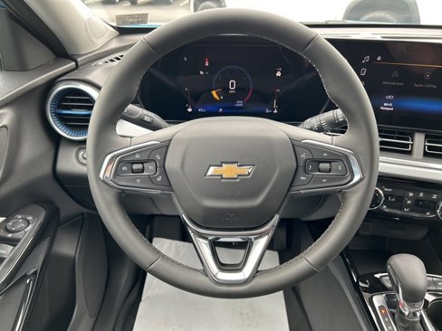 New 2025 Chevrolet Trax LT w/ LT Convenience Package image 17