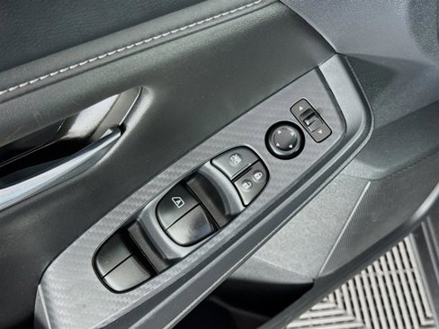 Certified 2025 Nissan Sentra SV image 19