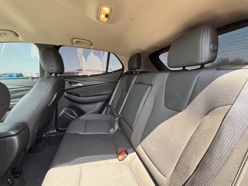 Used 2021 Buick Encore GX Select w/ Sport Touring Package image 10