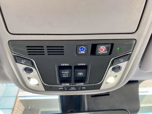 Used 2019 Honda Pilot Elite image 39