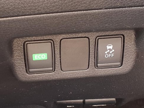 Used 2019 Nissan Sentra S image 10