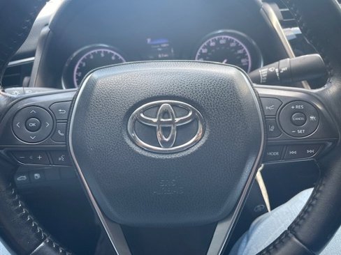 Used 2018 Toyota Camry SE image 20