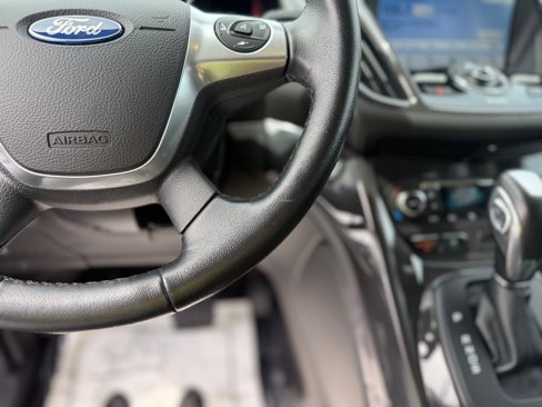 Used 2016 Ford Escape Titanium image 23