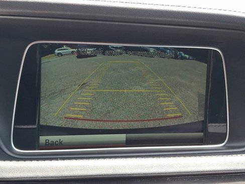 Used 2015 Mercedes-Benz E 400 4MATIC Sedan image 25