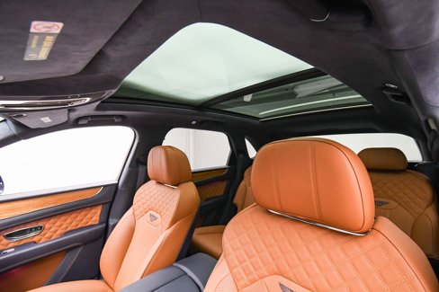 Used 2023 Bentley Bentayga image 51