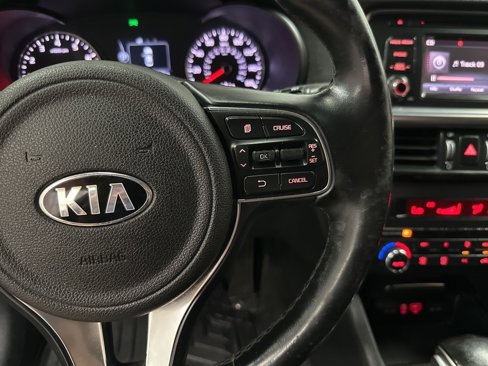 Used 2016 Kia Optima EX image 18