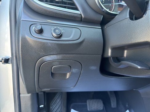 Used 2022 Buick Encore Preferred w/ Safety Package image 19