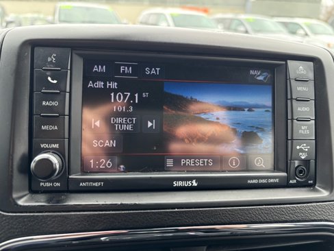 Used 2018 Dodge Grand Caravan GT image 32