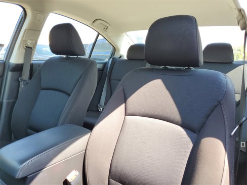 Used 2017 Subaru Legacy 2.5i Premium image 10