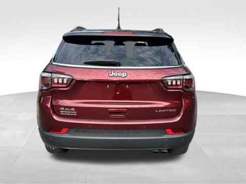 Used 2022 Jeep Compass Limited image 7