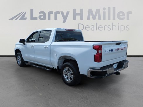 Used 2021 Chevrolet Silverado 1500 LT w/ Safety Package image 3