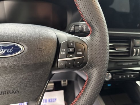 Used 2023 Ford Escape ST-Line w/ Tech Pack #1 image 17