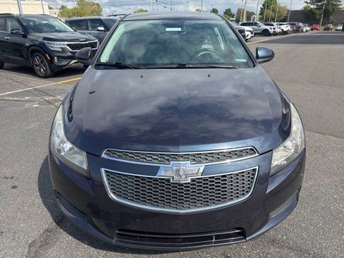 Used 2014 Chevrolet Cruze LT image 2