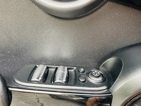 Used 2017 MINI Cooper S image 34