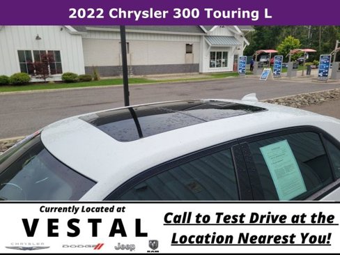 Used 2022 Chrysler 300 Touring L w/ Popular Equipment Group image 8