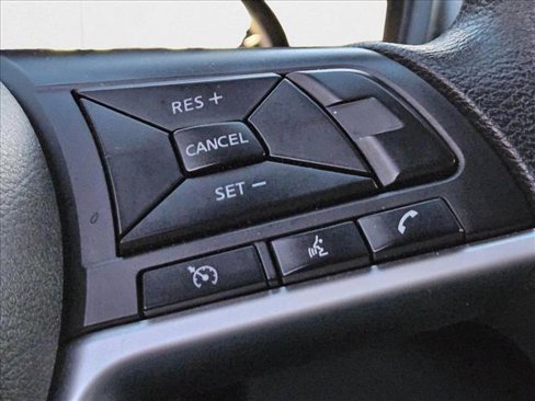 Used 2024 Nissan Altima 2.5 SV image 15