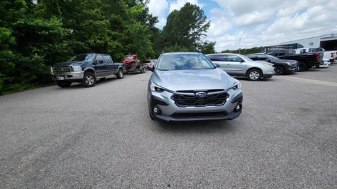 Used 2024 Subaru Crosstrek 2.0i Premium image 8