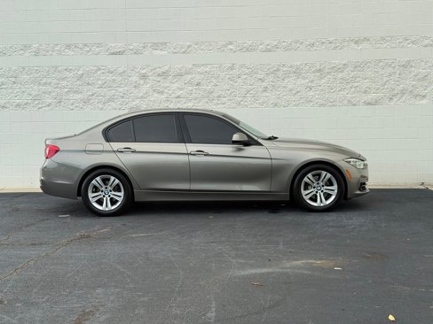 Used 2016 BMW 328i Sedan image 7