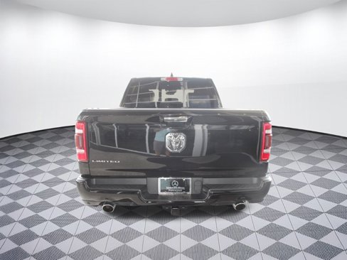 Used 2019 RAM 1500 Limited image 10