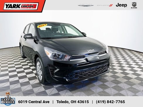 Used 2023 Kia Rio S image 1