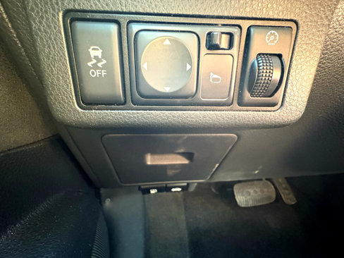 Used 2012 Nissan Versa 1.8 S image 25