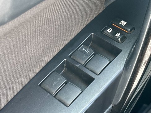 Used 2017 Toyota Corolla iM image 34