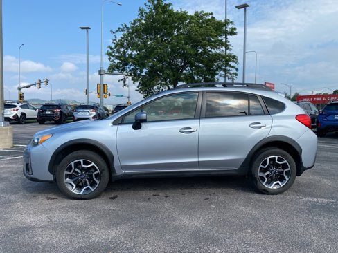 Used 2017 Subaru Crosstrek 2.0i Premium image 4