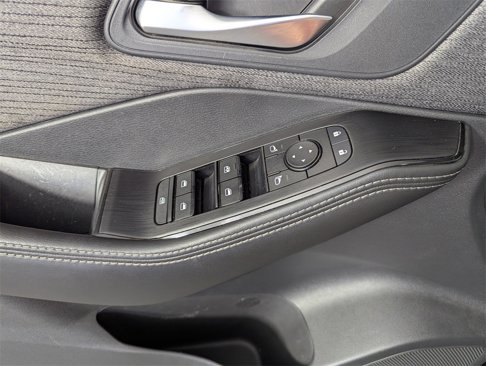 Used 2021 Nissan Rogue SV image 18