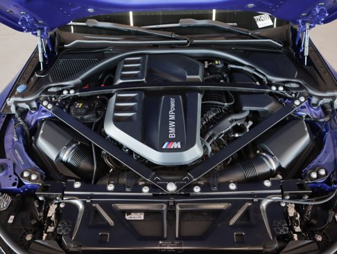 Used 2022 BMW M4 xDrive Competition w/ M Driver's Package image 3