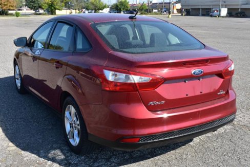 Used 2014 Ford Focus SE image 5