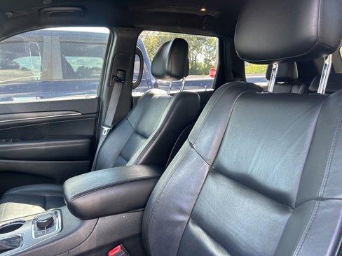 Used 2019 Jeep Grand Cherokee Limited image 9