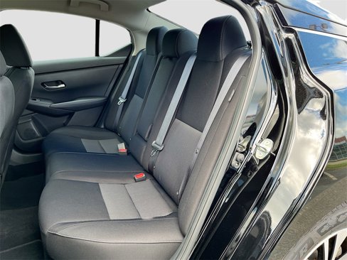 Certified 2021 Nissan Sentra SV image 21