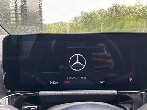 Used 2025 Mercedes-Benz GLA 250 4MATIC image 38