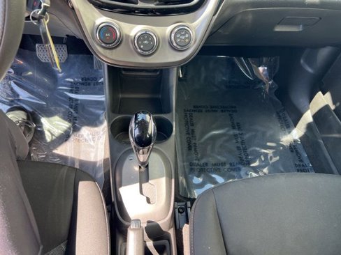 Used 2020 Chevrolet Spark LT image 11