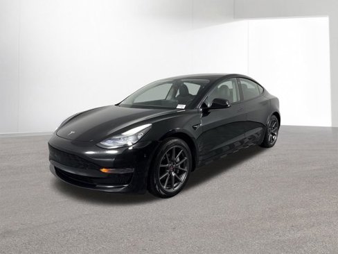 Used 2021 Tesla Model 3 Standard Range Plus image 45