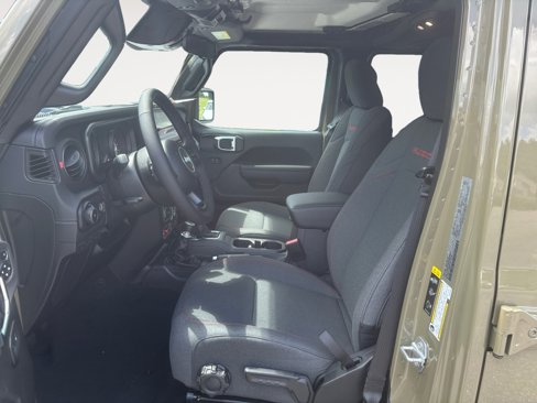 New 2025 Jeep Wrangler Unlimited Rubicon image 9