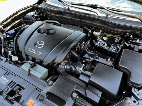 Used 2015 MAZDA MAZDA3 i Touring w/ Technology Package image 36