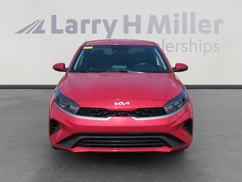 Used 2024 Kia Forte LXS w/ LXS Technology Package image 8