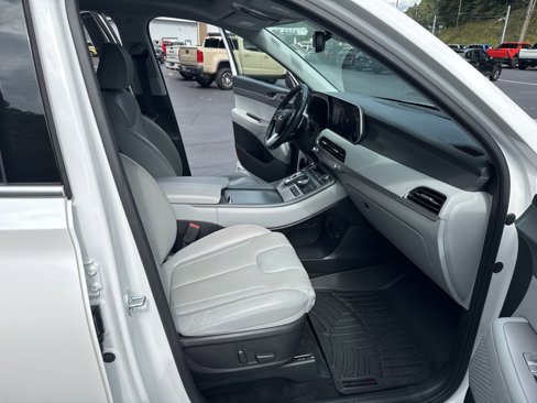 Used 2021 Hyundai Palisade SEL w/ Premium Package image 17