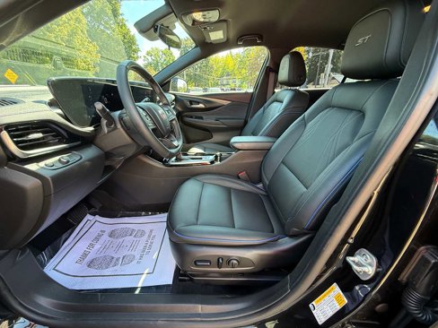 Used 2024 Buick Envista Sport Touring w/ Convenience I Package image 16