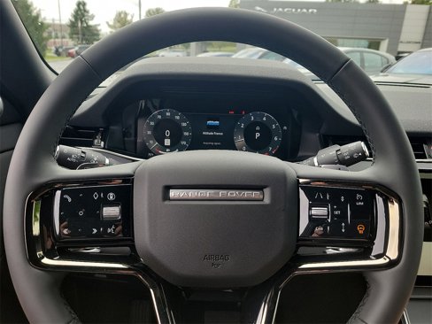 New 2025 Land Rover Range Rover Evoque S image 15
