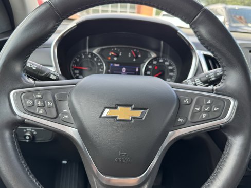 Used 2022 Chevrolet Equinox LT w/ Driver Convenience Package image 15