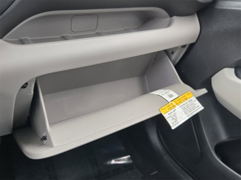 Certified 2025 Hyundai Venue SEL image 20
